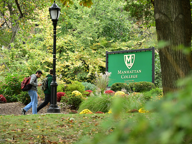 Manhattan College Fall Campus 