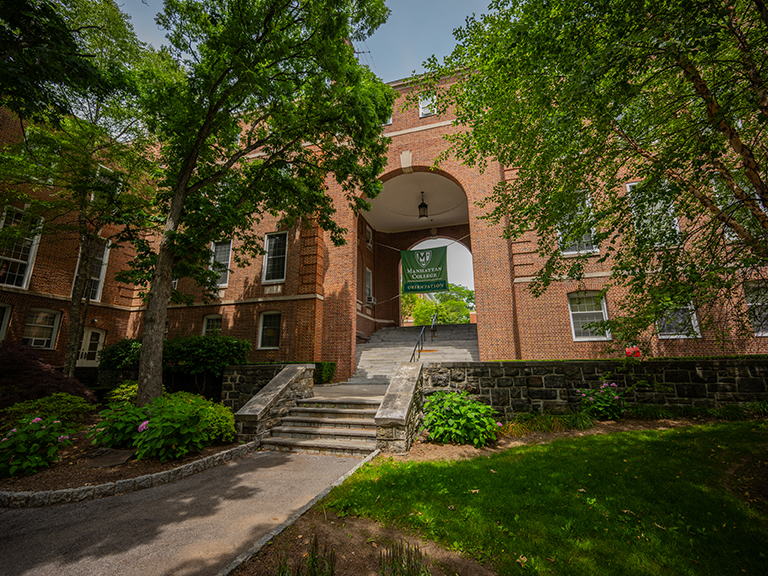 Manhattan College Campus 