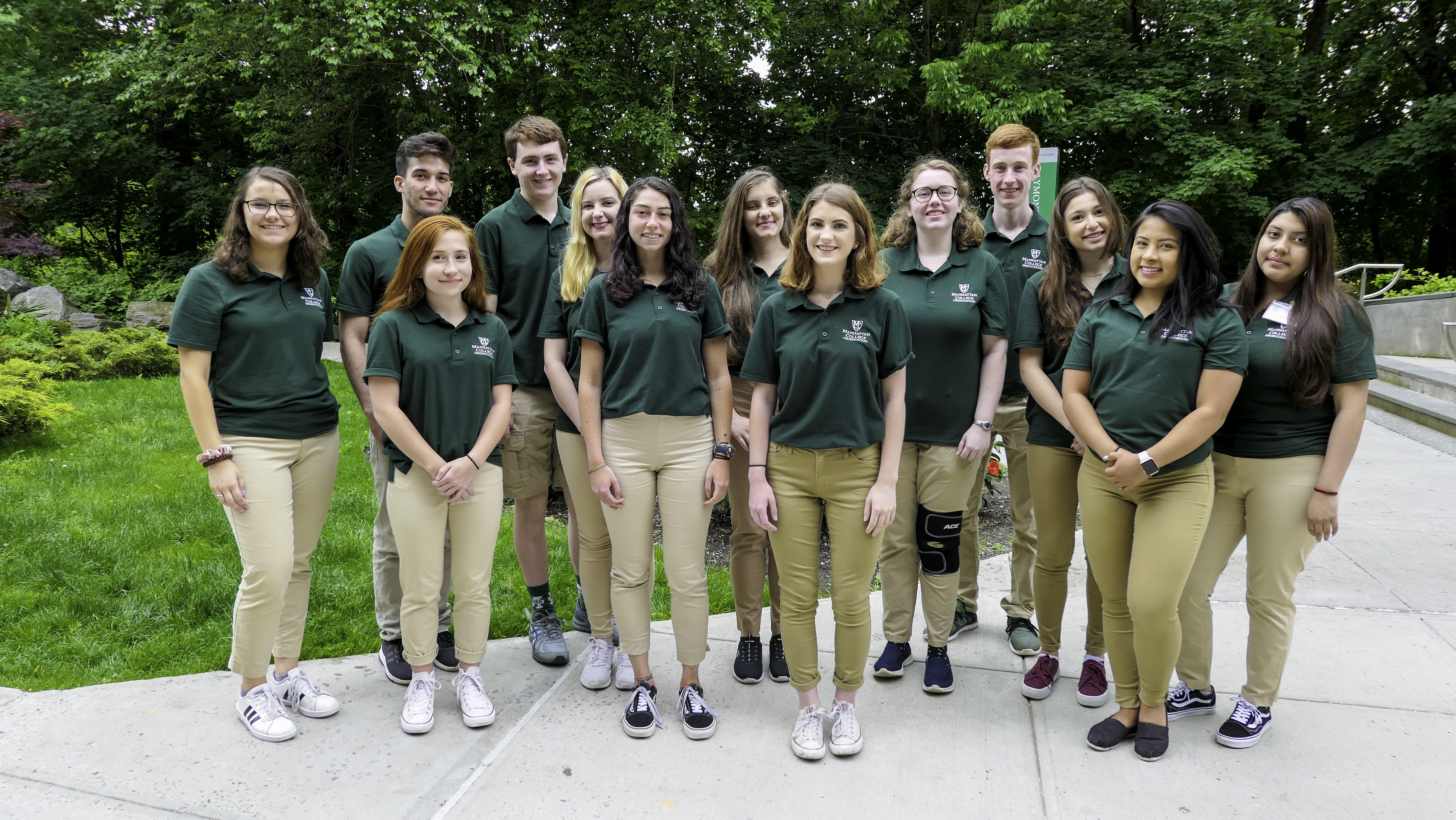 2019-Orientation-Leaders-Group-2.jpg
